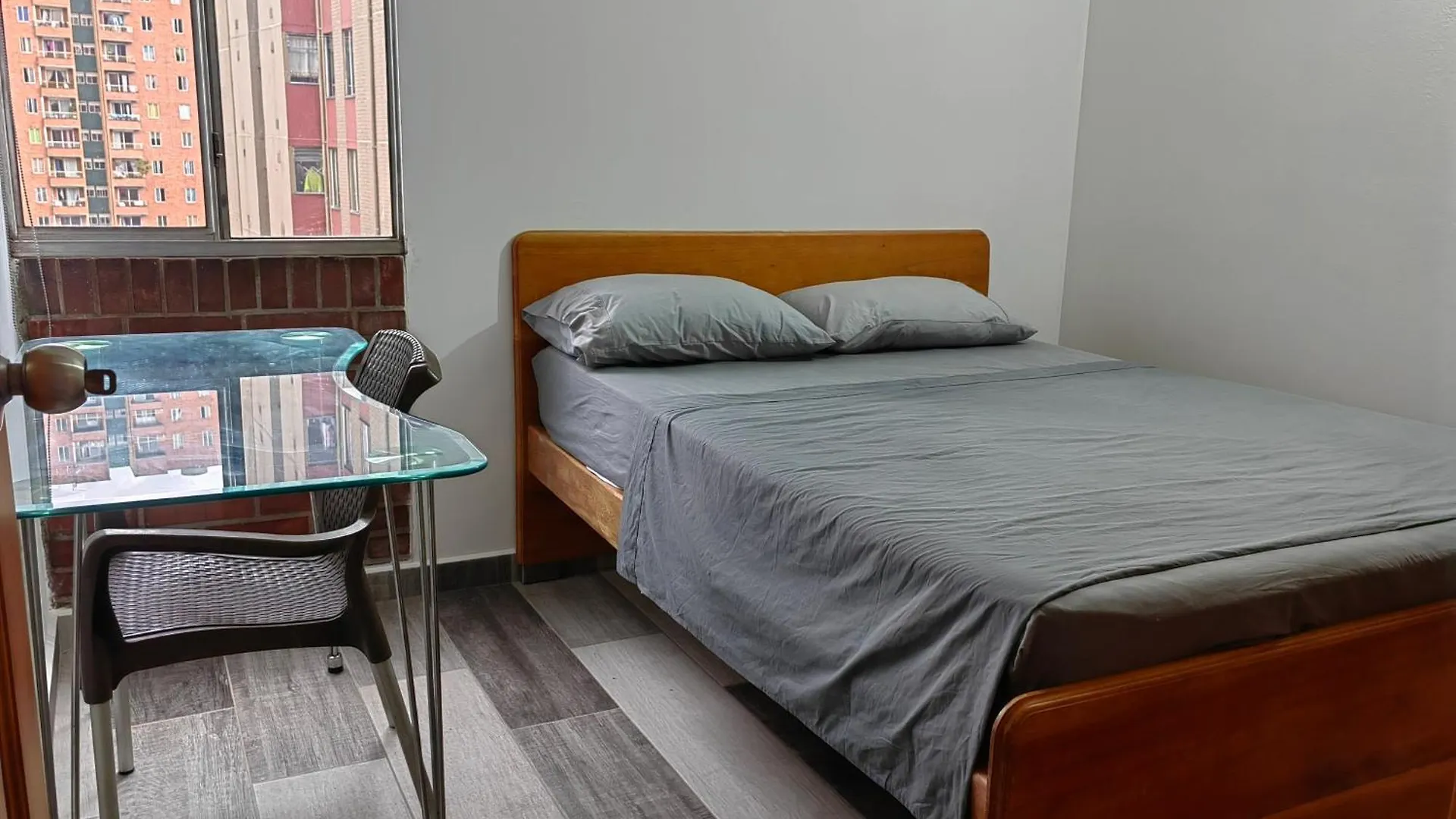 Apartamento Cerca A La Estacion Hospital Medellin 0*,  Colombia