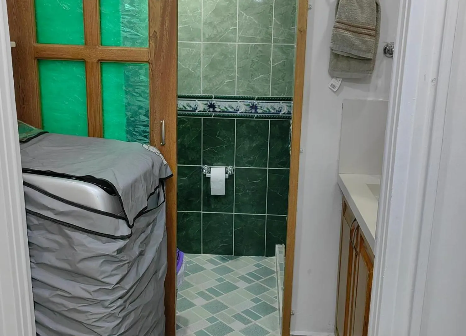 Apartamento Cerca A La Estacion Hospital Medellin Apartment